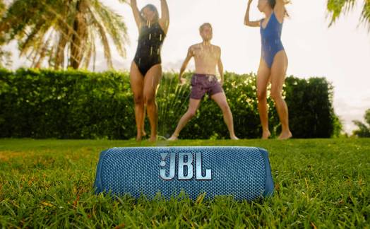 Obrázok ku článku JBL® Flip 6: Odvážny zvuk pre všetky dobrodružstvá